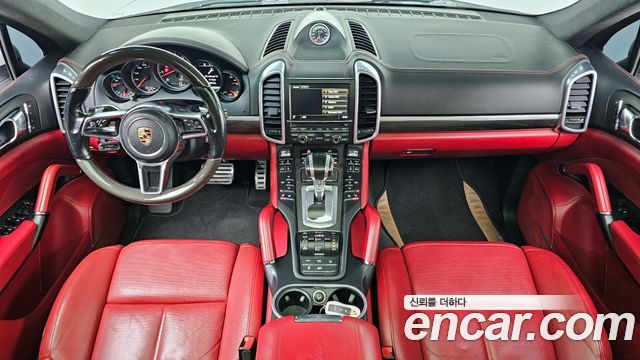 Porsche Cayenne 2016 — photo 7
