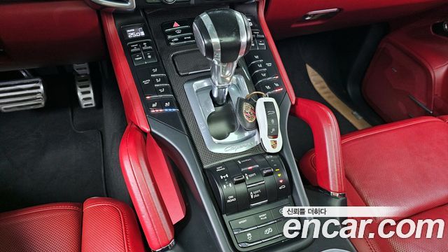 Porsche Cayenne 2016 — photo 9