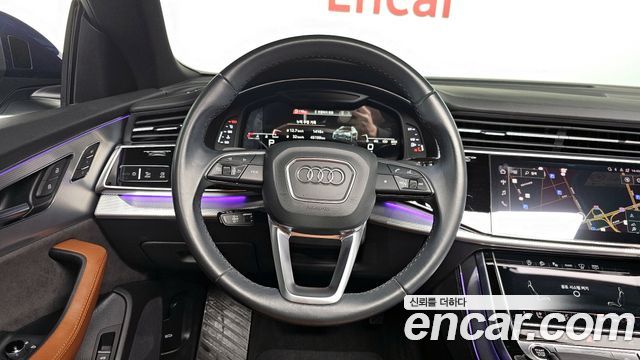 Audi Q8 2021 — photo 13