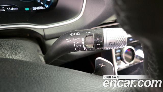 Genesis GV80 2021 — photo 17