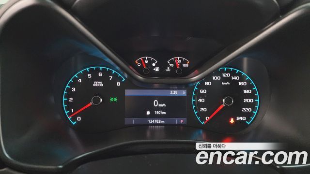 Chevrolet Korea Colorado 2020 — photo 8