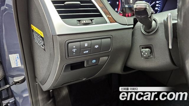 Hyundai Genesis 2015 — photo 17