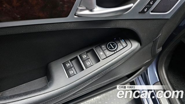 Hyundai Genesis 2015 — photo 19