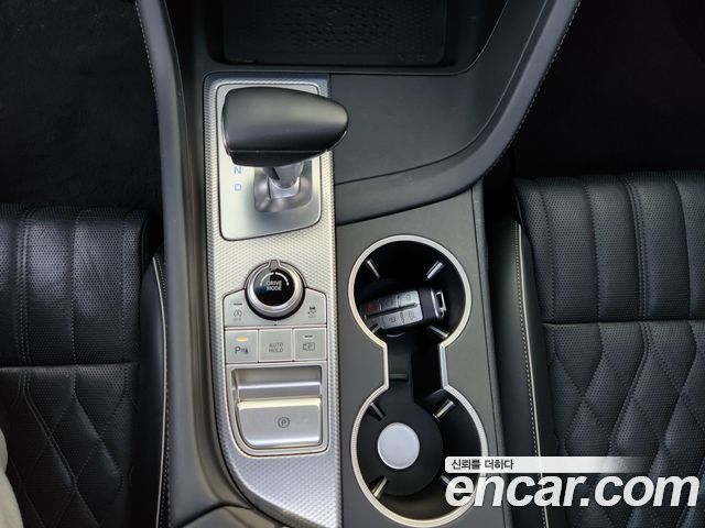 Genesis G70 2021 — photo 9