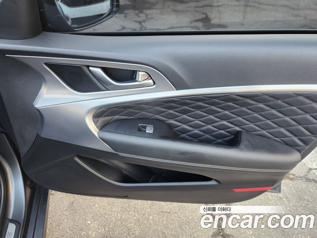 Genesis G70 2021 — photo 16