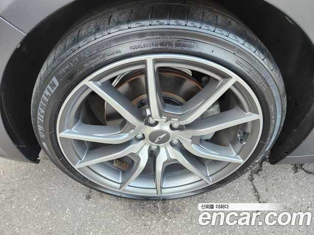Genesis G70 2021 — photo 18