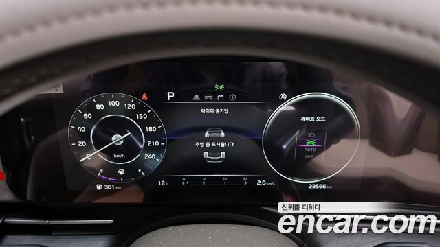 Kia Canival 2021 — photo 8