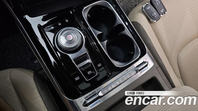 Kia Canival 2021 — photo 9
