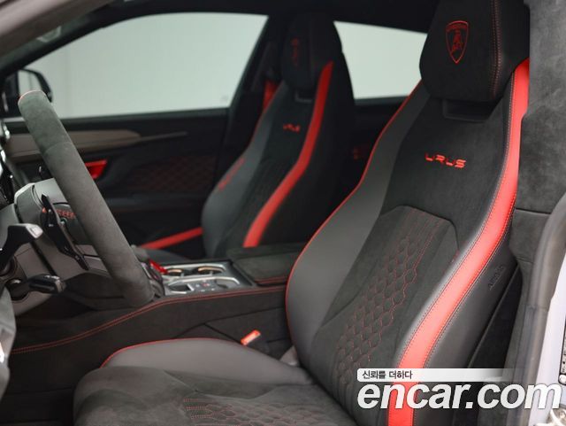 Lamborghini Urus 2023 — photo 10