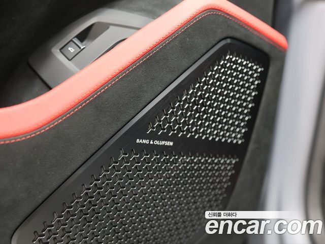 Lamborghini Urus 2023 — photo 18