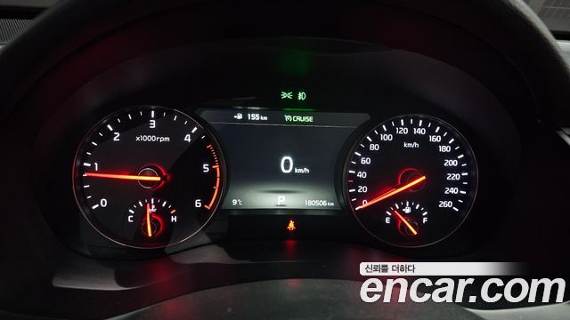 Kia K7 2017 — photo 8