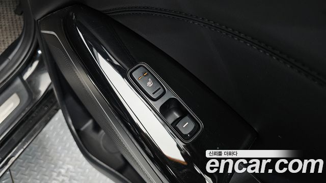 Kia K7 2017 — photo 19