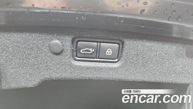 Kia K7 2017 — photo 20