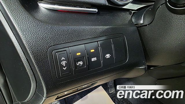 Kia K7 2012 — photo 19