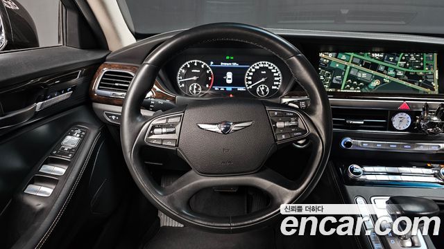 Genesis G90 2019 — photo 13
