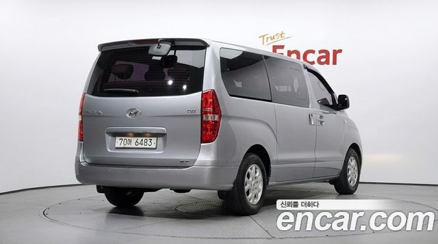 Hyundai Starex 2014 — photo 2