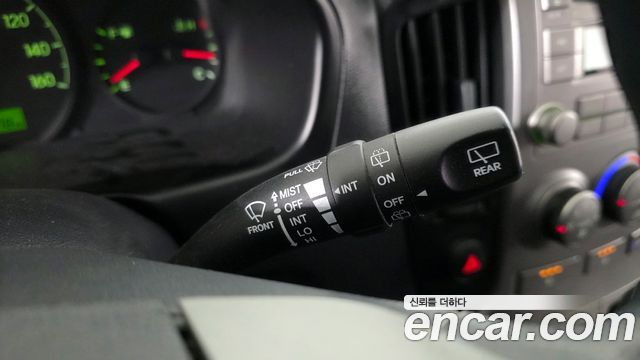 Hyundai Starex 2014 — photo 19