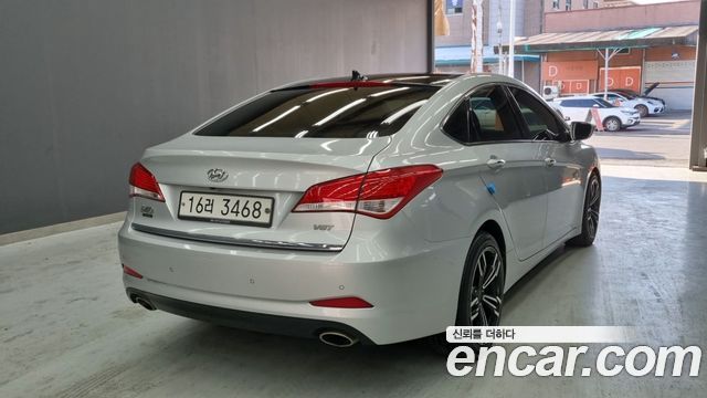 Hyundai i40 2013 — photo 2