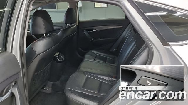 Hyundai i40 2013 — photo 11