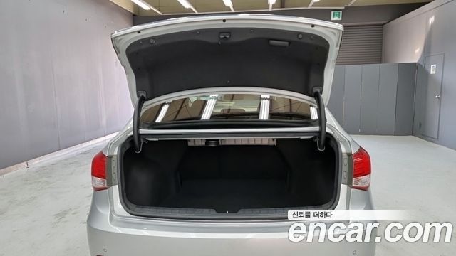 Hyundai i40 2013 — photo 12