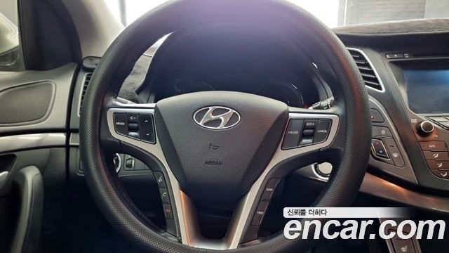 Hyundai i40 2013 — photo 13