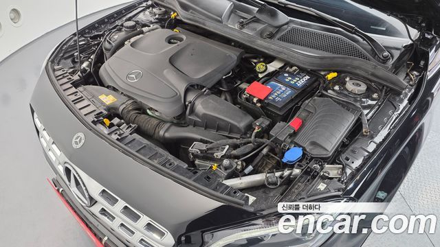 Mercedes-Benz GLA-Class 2018 — photo 6