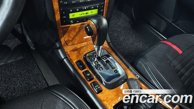 Kia OPIRUS 2005 — photo 9