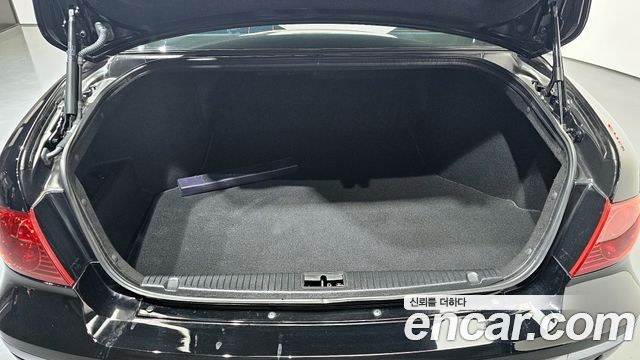 Kia OPIRUS 2005 — photo 20