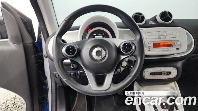 Smart Fortwo 2015 — photo 13