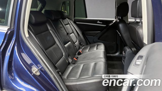 Volkswagen Tiguan 2015 — photo 12