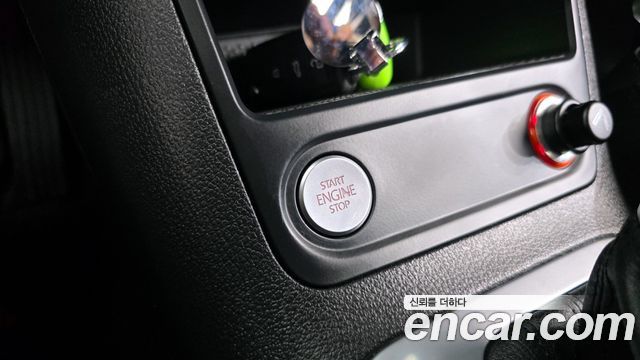 Volkswagen Tiguan 2015 — photo 19