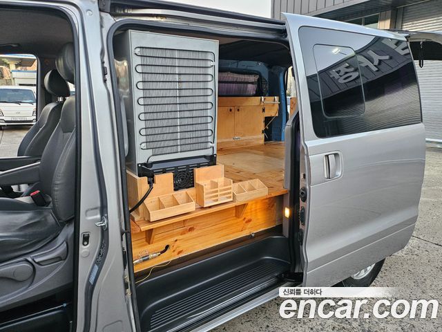 Hyundai Starex 2011 — photo 10