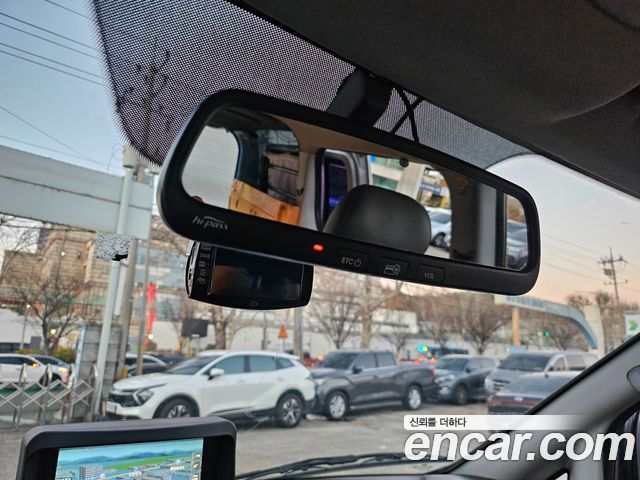 Hyundai Starex 2011 — photo 18