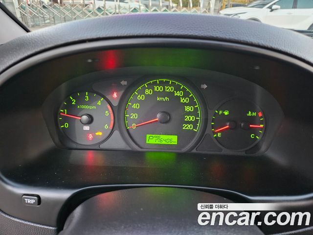 Hyundai Starex 2011 — photo 19