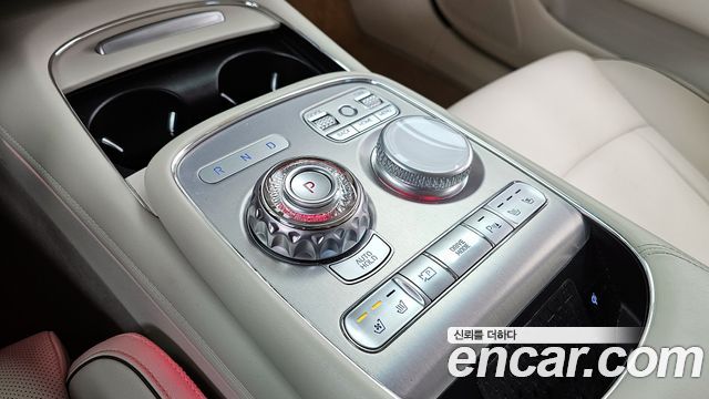 Genesis G90 2023 — photo 9