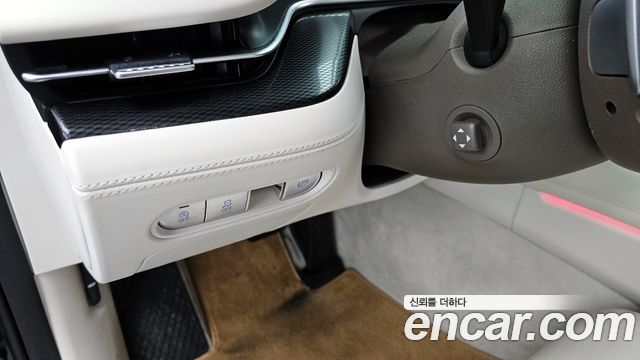 Genesis G90 2023 — photo 18