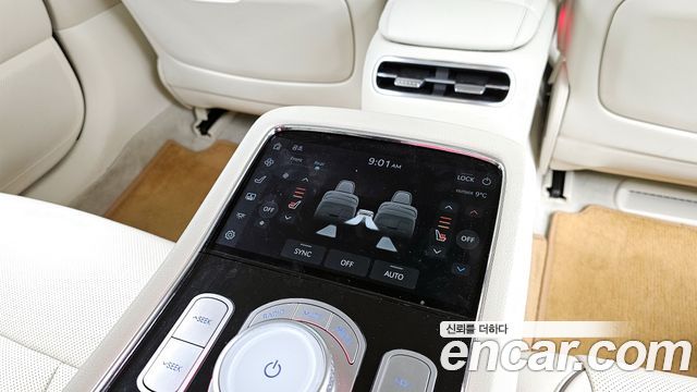 Genesis G90 2023 — photo 19
