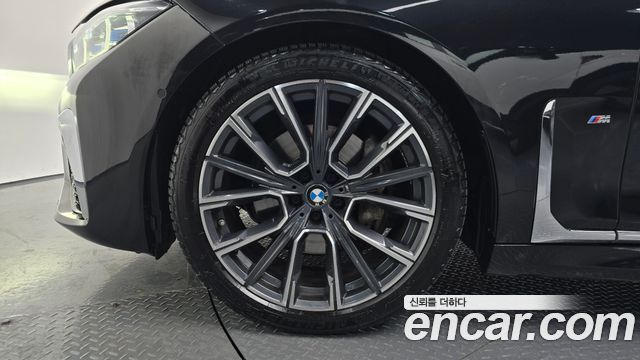 BMW 7-Series 2021 — photo 5