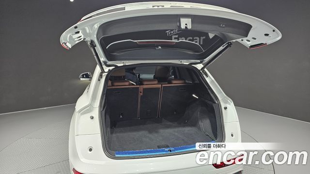 Audi Q5 2021 — photo 20