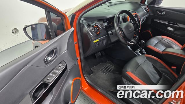 Renault Korea QM3 2015 — photo 11