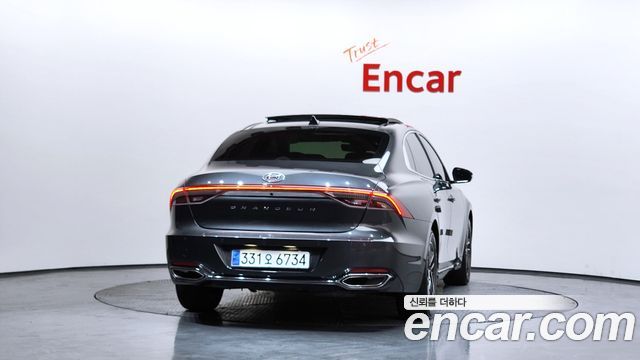 Hyundai Grandeur 2022 — photo 4