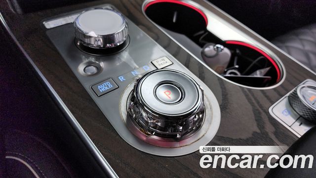 Genesis GV80 2024 — photo 9
