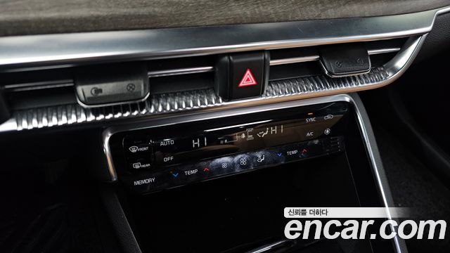 Kia K5 2021 — photo 17