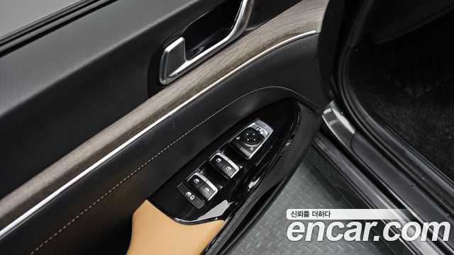 Kia K5 2021 — photo 18