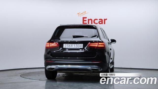 Mercedes-Benz GLC-Class 2019 — photo 4