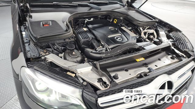 Mercedes-Benz GLC-Class 2019 — photo 6