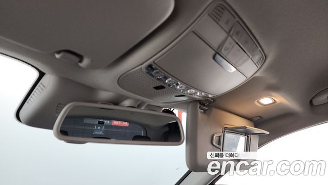 Mercedes-Benz GLC-Class 2019 — photo 18