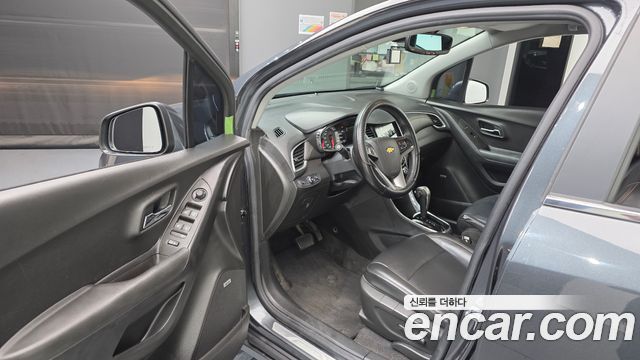 Chevrolet Korea Trax 2017 — photo 10