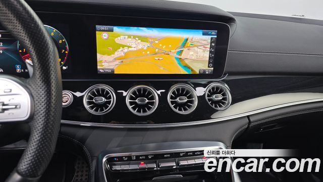 Mercedes-Benz AMG GT 2020 — photo 14