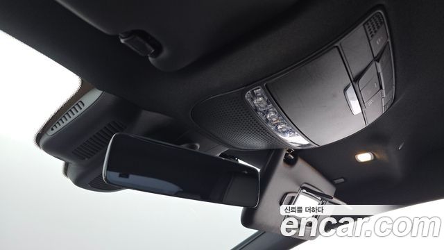 Mercedes-Benz AMG GT 2020 — photo 18